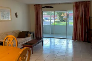 570 Laconia Cir, Lake Worth, FL 33467 - Photo 8