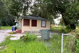 435 N 15th St, Fort Pierce, FL 34950 - Photo 8