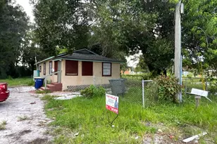 435 N 15th St, Fort Pierce, FL 34950 - Photo 4