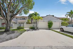 479 Prestwick Cir, Palm Beach Gardens, FL 33418 - Photo 2