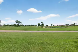 479 Prestwick Cir, Palm Beach Gardens, FL 33418 - Photo 56