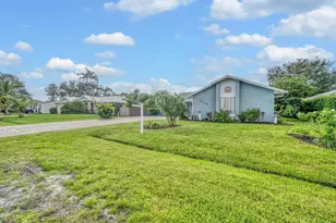 2718 SE Buccaneer Cir, Port Saint Lucie, FL 34952 - Photo 1
