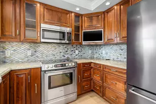 215 N Birch Rd, Fort Lauderdale, FL 33304 - Photo 34