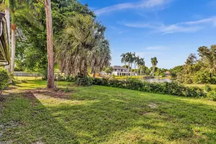 3537 Lakeview Dr, Delray Beach, FL 33445 - Photo 44