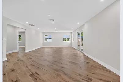 5273 SE Tall Pines Way, Stuart, FL 34997 - Photo 12