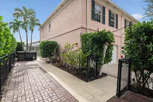 2064 Tigris Dr, West Palm Beach, FL 33411 - Photo 4