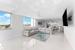 301 Lake Shore Dr, Lake Park, FL 33403 - Photo 12