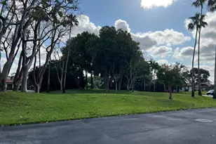 10555 Garden Palm Ct, Boynton Beach, FL 33437 - Photo 32