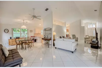 5055 Robino Circle, West Palm Beach, FL 33417 - Photo 8