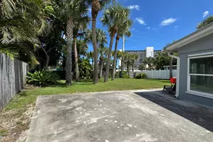 110 N Las Olas Dr, Jensen Beach, FL 34957 - Photo 12