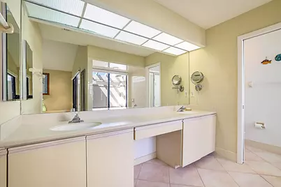 5611 SE Foxcross Place #5611, Stuart, FL 34997 - Photo 24