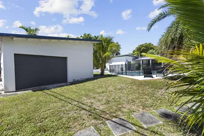 297 Minola Drive, Miami Springs, FL 33166 - Photo 48