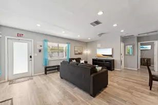 1631 N Andrews Square, Fort Lauderdale, FL 33311 - Photo 2