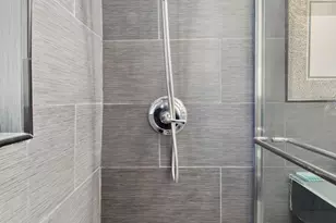 1631 N Andrews Square, Fort Lauderdale, FL 33311 - Photo 16