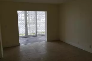 1516 SE Royal Green Cir, Port Saint Lucie, FL 34952 - Photo 6