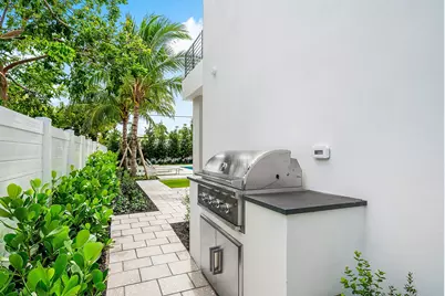 718 Lake Avenue N, Delray Beach, FL 33483 - Photo 52
