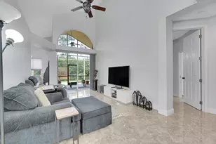 839 SW St Andrews Cove, Port Saint Lucie, FL 34986 - Photo 4
