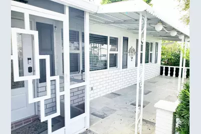 2012 SW 17th Avenue, Boynton Beach, FL 33426 - Photo 2