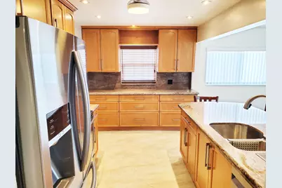 2012 SW 17th Avenue, Boynton Beach, FL 33426 - Photo 4