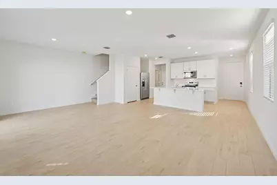 575 Salisbury Circle, Fort Pierce, FL 34982 - Photo 8