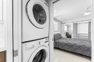 301 Lake Shore Dr, Lake Park, FL 33403 - Photo 26