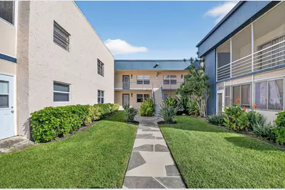161 Flanders D #161, Delray Beach, FL 33484 - Photo 2