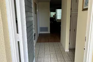 2515 NE 1st Ct, Boynton Beach, FL 33435 - Photo 2
