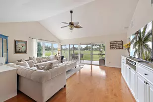 6642 S Pine Ct, Palm Beach Gardens, FL 33418 - Photo 12