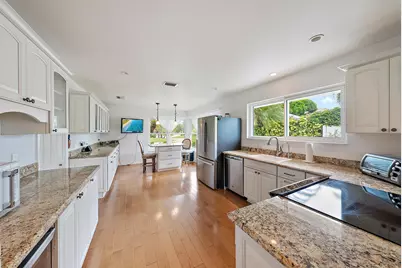 6642 S Pine Court, Palm Beach Gardens, FL 33418 - Photo 4