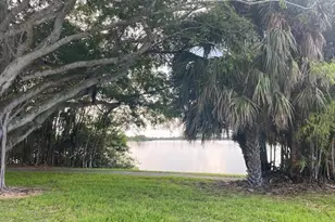 3360 Lake Osborne Dr, Lake Worth Beach, FL 33461 - Photo 16