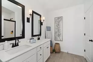 1665 SE Wyoming Dr, Palm Bay, FL 32909 - Photo 24