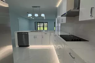 9266 Vista Del Lago, Boca Raton, FL 33428 - Photo 6