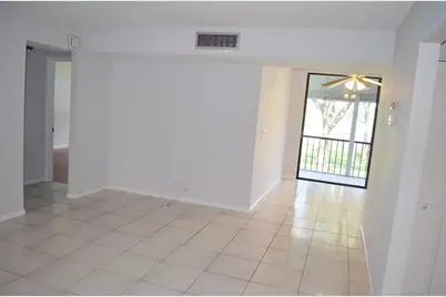 5220 Las Verdes Circle #211, Delray Beach, FL 33484 - Photo 8
