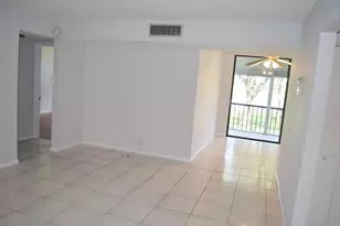 5220 Las Verdes Cir, Delray Beach, FL 33484 - Photo 8