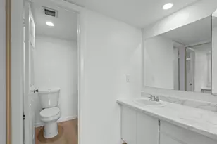 3650 Whitehall Dr, West Palm Beach, FL 33401 - Photo 16