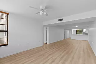 3650 Whitehall Dr, West Palm Beach, FL 33401 - Photo 32