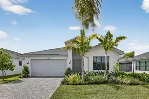 12688 SW Blue Mangrove Pkwy, Port Saint Lucie, FL 34987 - Photo 4
