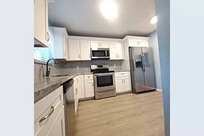 4820 Lucerne Lakes Boulevard #108, Lake Worth, FL 33467 - Photo 4