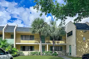 604 Meadows Cir, Boynton Beach, FL 33436 - Photo 1