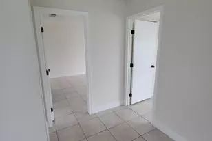 104 Arrowhead Cir, Jupiter, FL 33458 - Photo 14