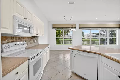 7975 Rockford Road, Boynton Beach, FL 33472 - Photo 18