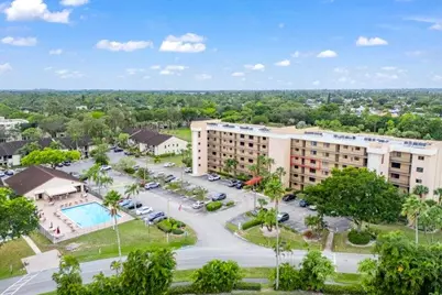 7770 Tahiti Lane #405, Lake Worth, FL 33467 - Photo 1