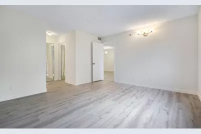 7770 Tahiti Lane #405, Lake Worth, FL 33467 - Photo 14