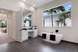 9124 Coral Isles Cir, Palm Beach Gardens, FL 33412 - Photo 44