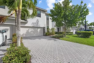 8667 Corvus Dr, Lake Worth, FL 33467 - Photo 2