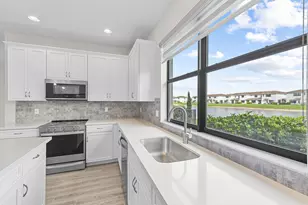 8667 Corvus Dr, Lake Worth, FL 33467 - Photo 12