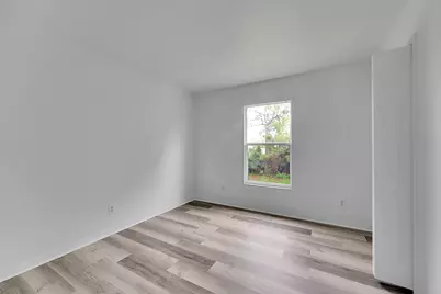 1965 SW Bellevue Avenue, Port Saint Lucie, FL 34953 - Photo 18