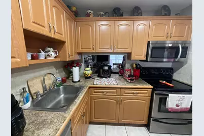 2728 Garden Drive N #415, Lake Worth, FL 33461 - Photo 4