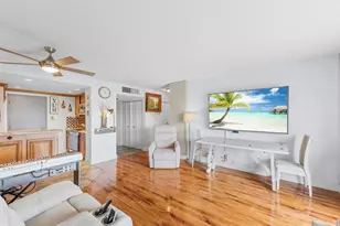 1831 NE 38th St, Oakland Park, FL 33308 - Photo 8