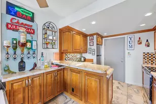 1831 NE 38th St, Oakland Park, FL 33308 - Photo 12